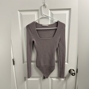 NWOT Abercrombie Ribbed Square-neck Long Sleeve Bodysuit in Plum size XXS